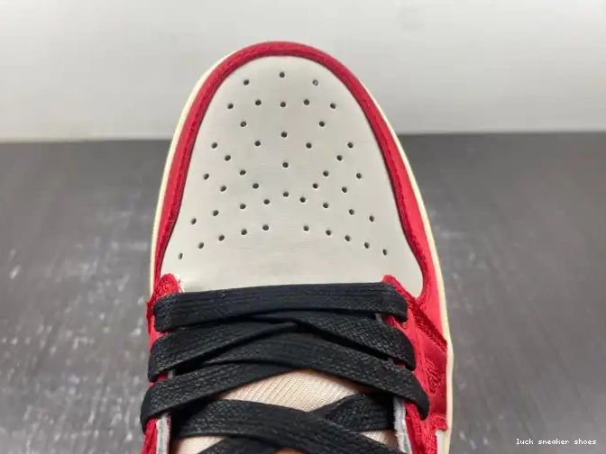 Reps LUCY FN0432-017 Trophy OG Home Air Room Jordan 1 x Low 0418